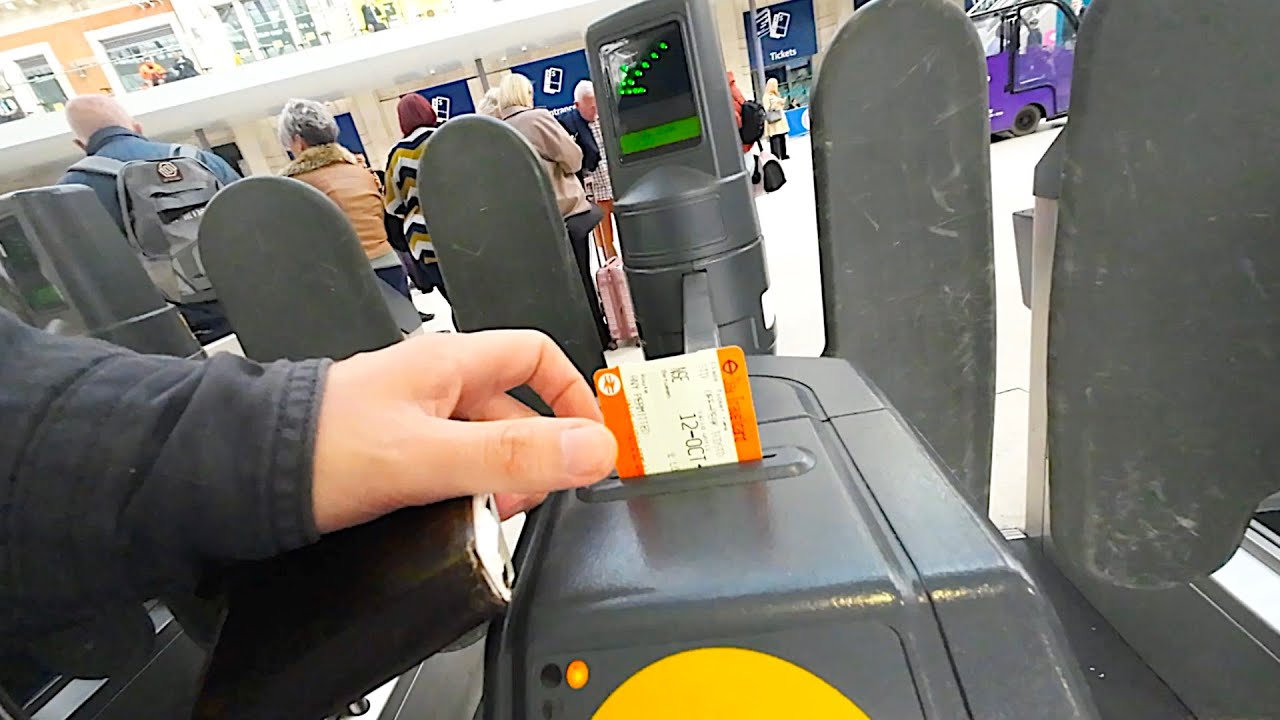 London Walk WATERLOO to BLACKFRIARS STATION!