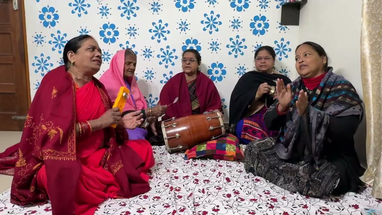 कृष्ण जी का बहुत ही मधुर और मनमोहक 😍 भजन .. #kirtan #bhajan #krishna 