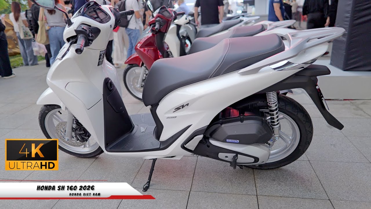 Honda SH 160i Full TFT 2026 CBS - Czarno-biały - Walkaround
