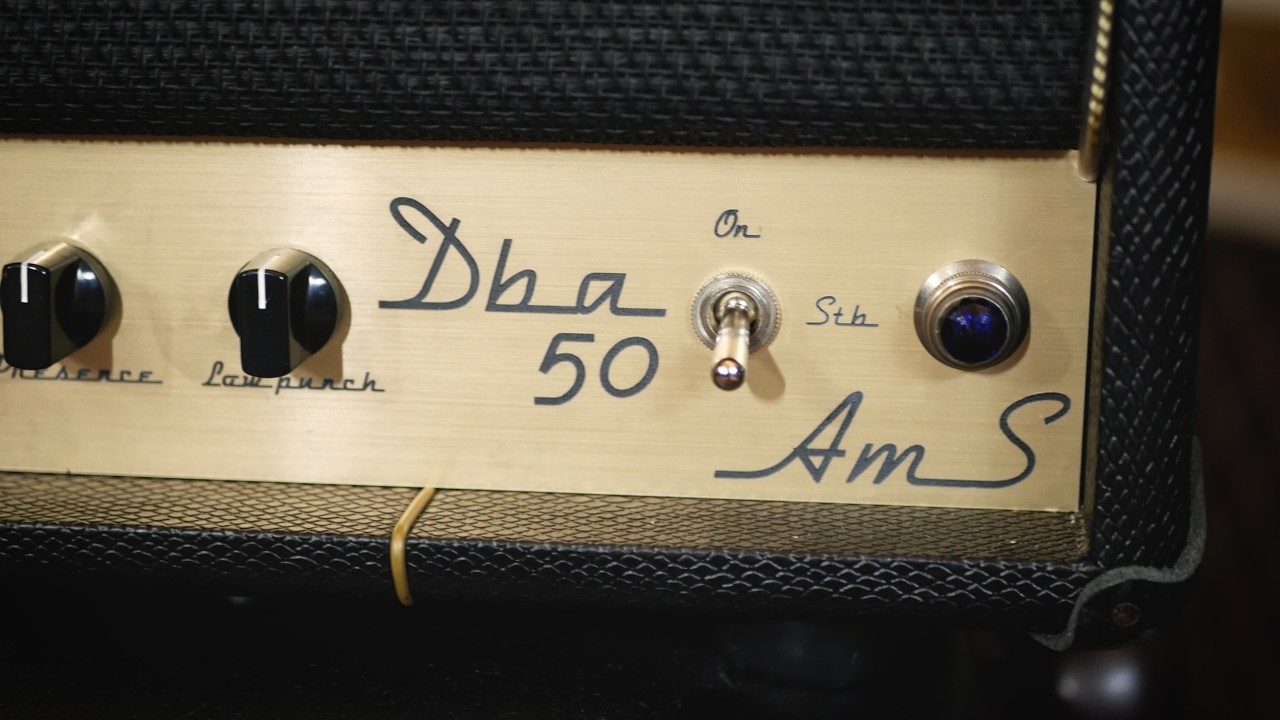 Quand deux amplis mythiques ne font plus qu’UN ! AmS DBA 50.