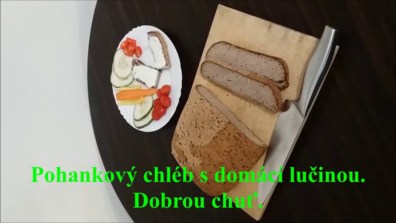 Bezlepkový chléb z pohanky