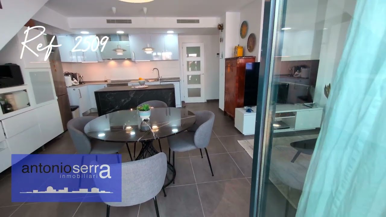 Ref 2509 Fantástico Ático en venta, con garaje y trastero en pleno centro de Valencia