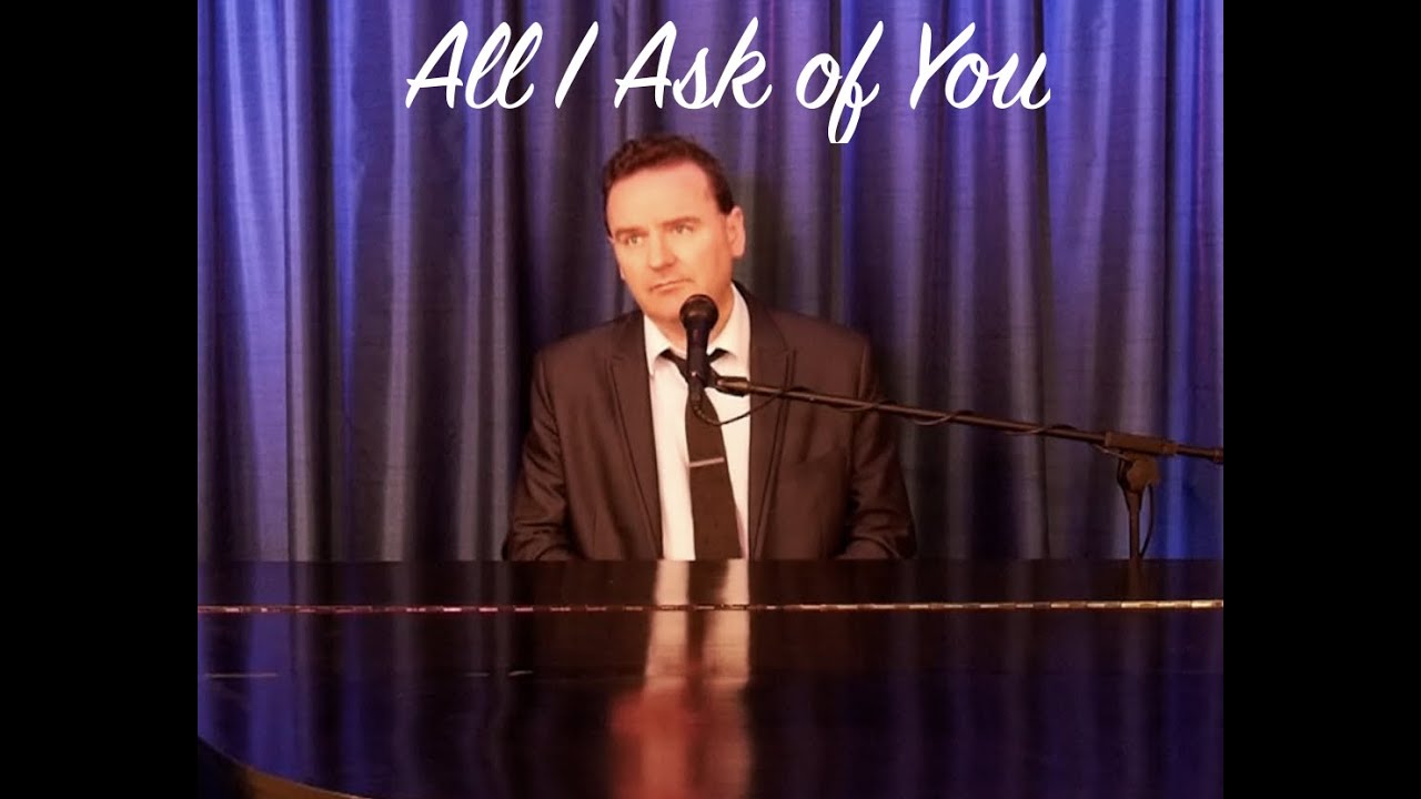Wedding Piano Player Singer Ireland - Sean De Burca