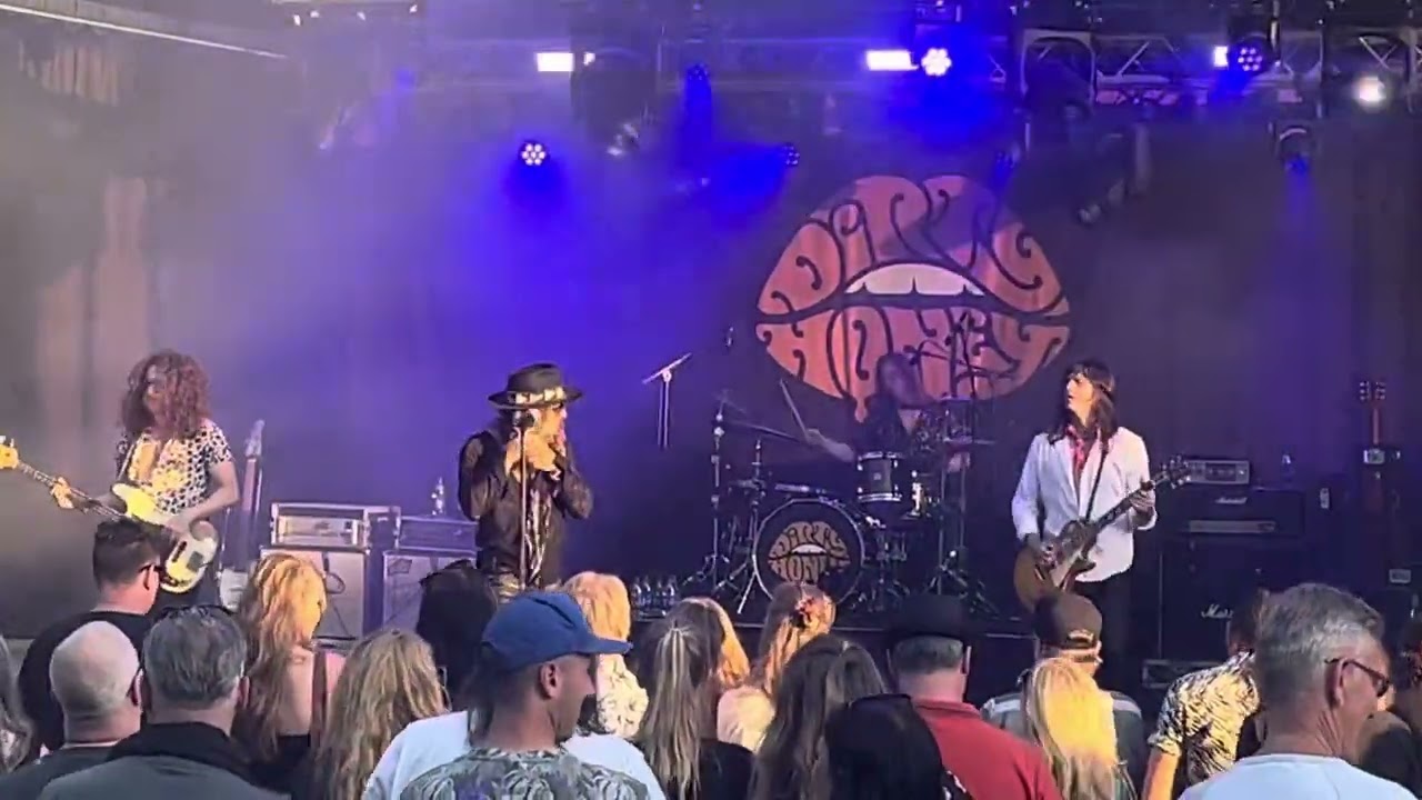 Dirty Honey Live @ Parksnäckan Uppsala. Don’t put out the fire