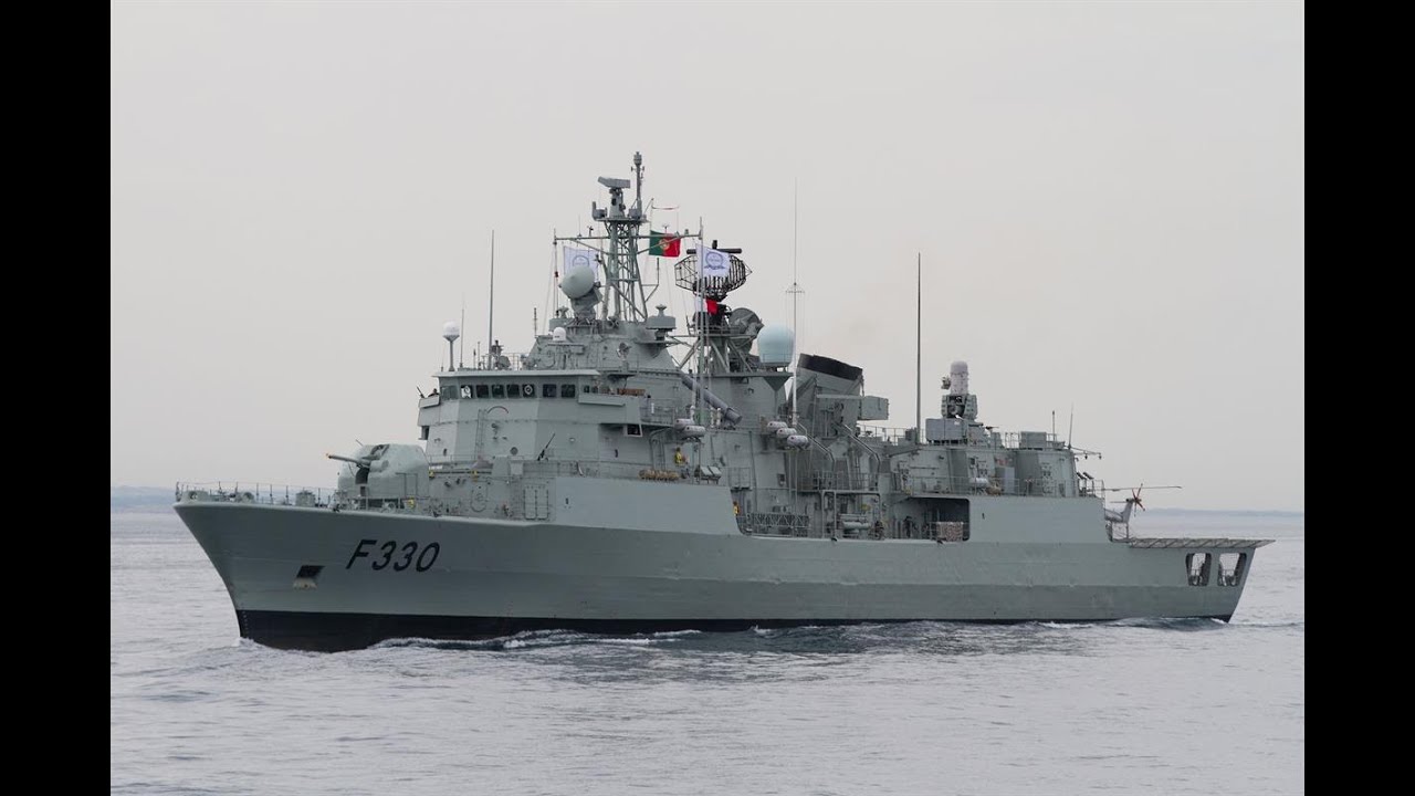 FRAGATA VASCO DA GAMA ESTÁ ENCOSTADA DESDE 2017