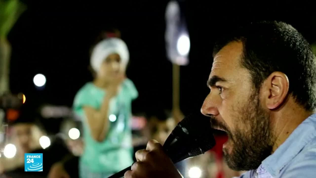 المغرب.. عفو ملكي يشمل 1446 معتقلا  ولا يشمل ناصر الزفزافي
