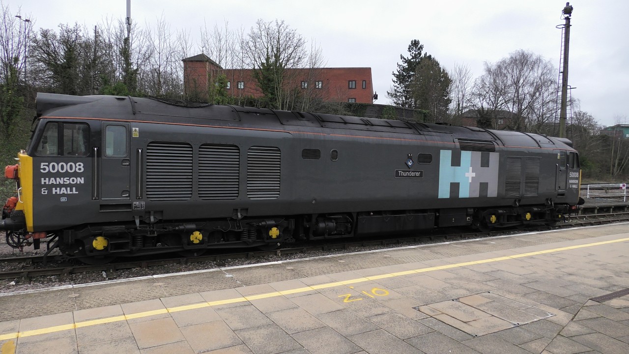 Trainspotting Leicester Train Station 50008 Thunderer 07/03/2026