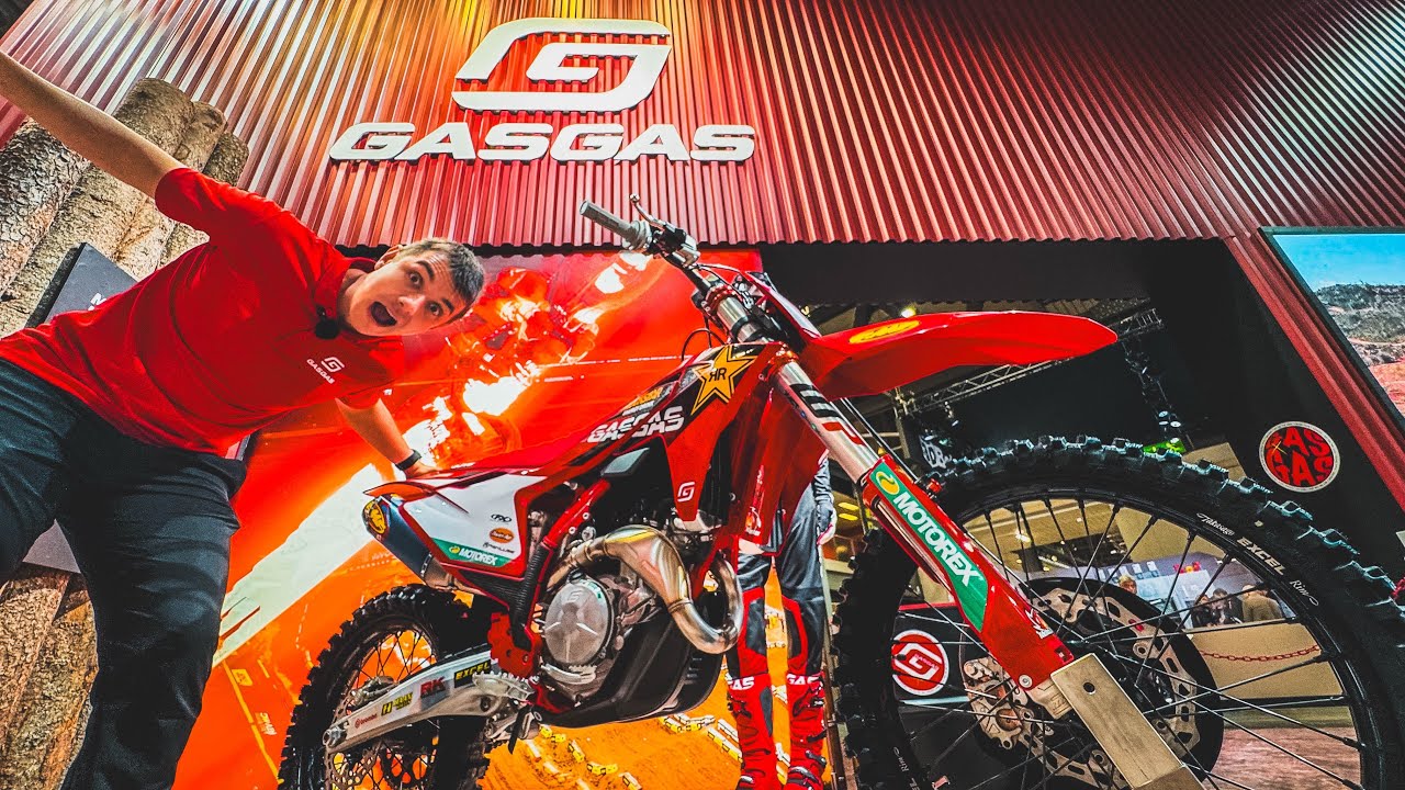 GASGAS AD EICMA 2024 - LA VERA MOTO DI ANDREA VERONA È QUI CON NOI - #GETONTHEGAS AL PAD.18 - L60