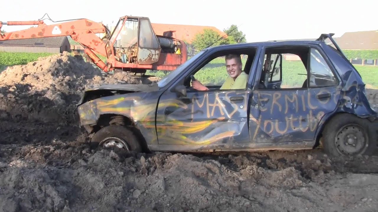Chevy K30 vs Peugeot 205