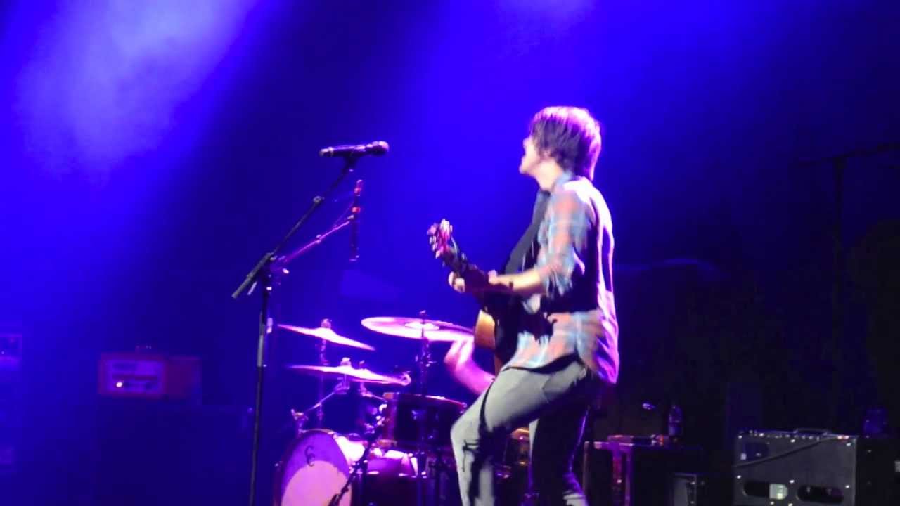 Tenth Avenue North, By your side Live in Minnesota