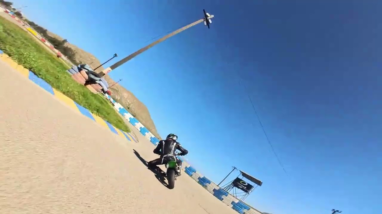 KX65 Jamming with island_b0y671