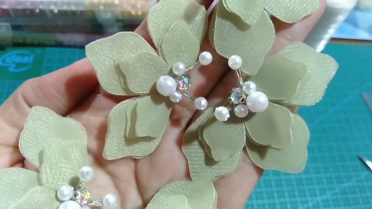 022 - Cara membuat Kupu Lipat dari kain #Organza #fabricflowers #diycrafts #butterfly #handmade