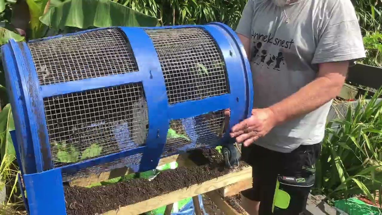 Roterende compostzeef, Rotating compost sieve