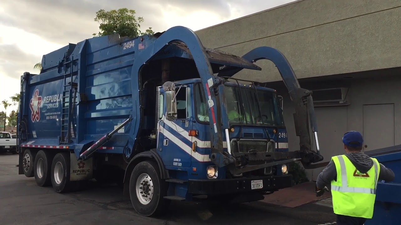 The 2019 Black Friday Garbage Collection With 2494