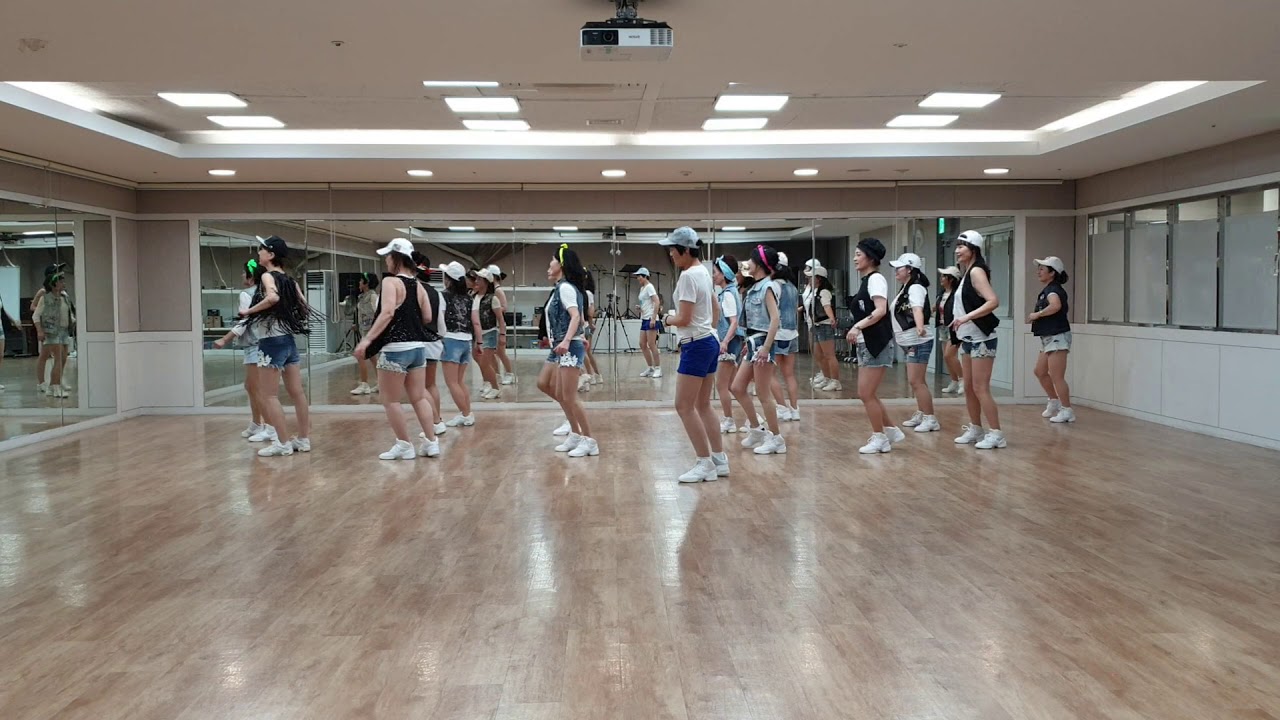Trouble Maker Line Dance (Improver Level)