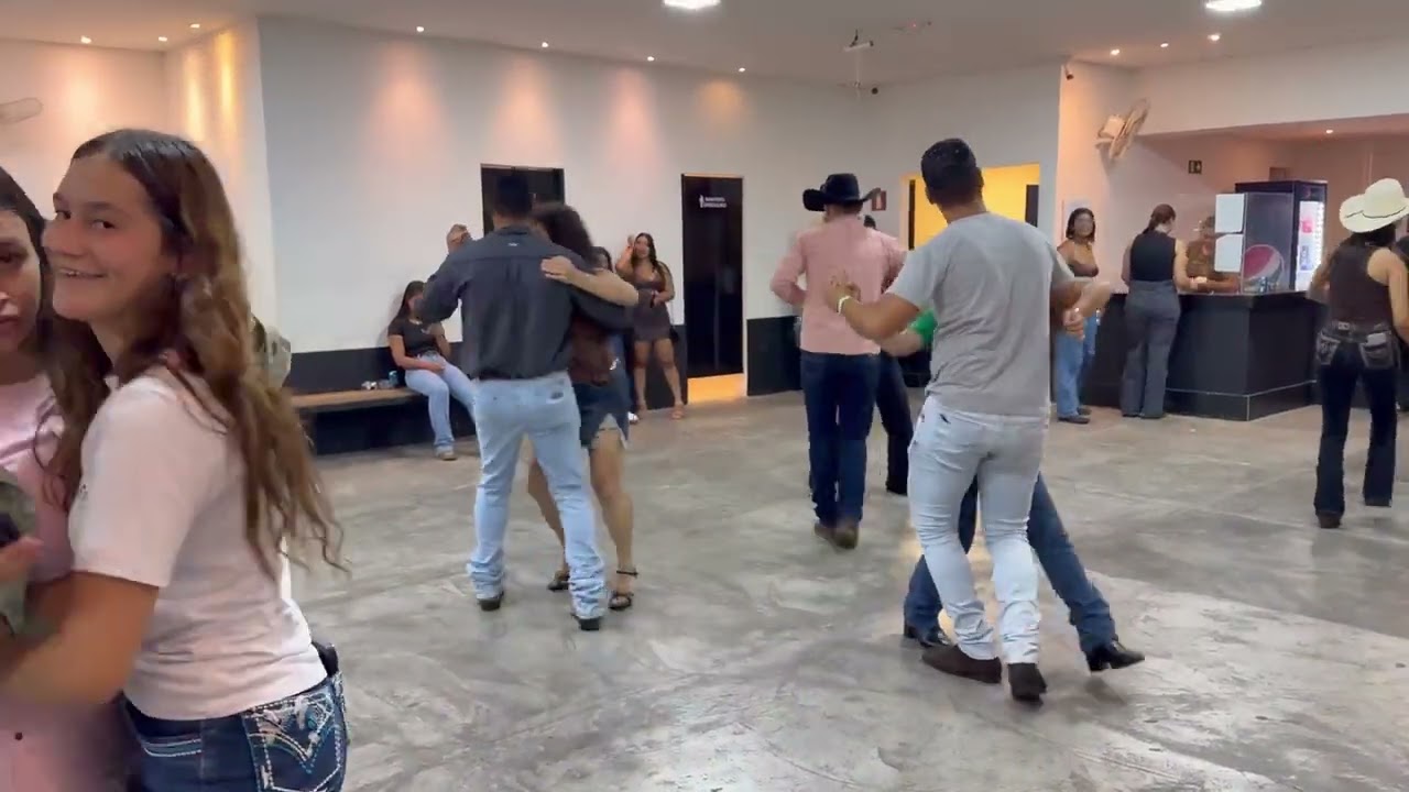 Mais um forrozinho em Patos de Minas 💃