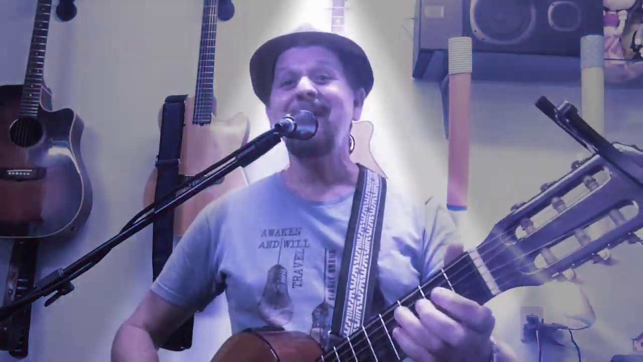 Rua Ramalhete de Tavito e Ney Azambuja