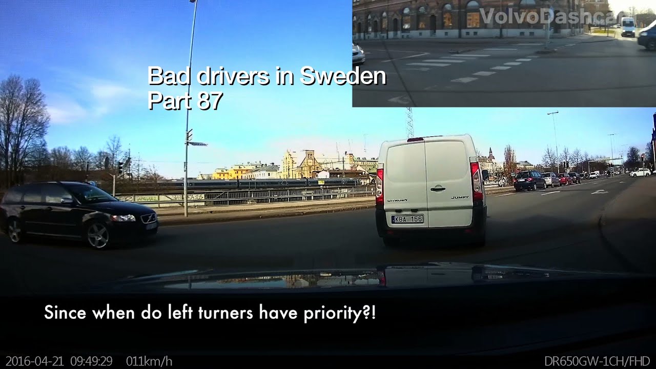 Bad Drivers in Sweden #87 - Moped-kid with no lights