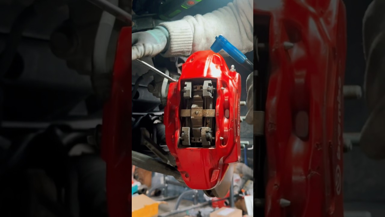 #brembo Установка больших суппортов на Стингер. #kia #stinger