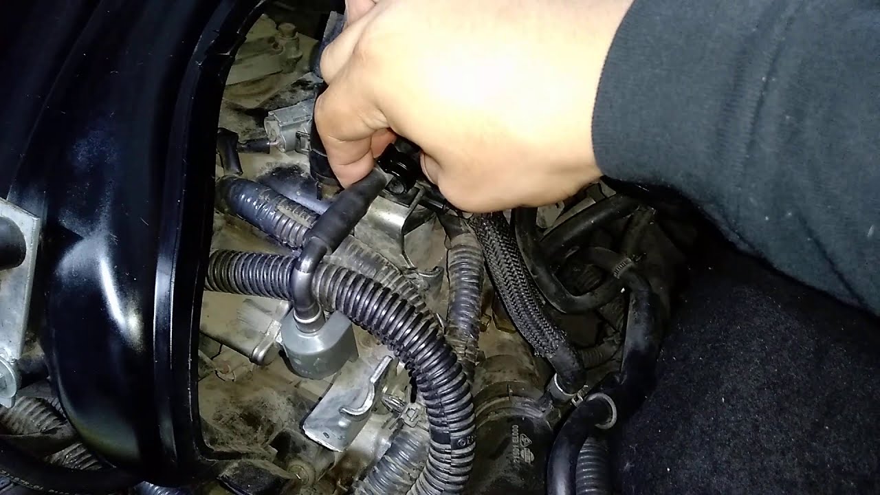 CÓMO CAMBIAR SENSOR DEL ÁRBOL DE LEVAS  DE NISSAN TIIDA ( Sensor CMP )