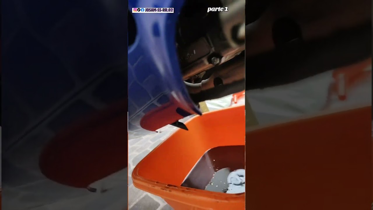 cambio de aceite  a la r15v4. #r15v4 #pasión #biker #mecanica