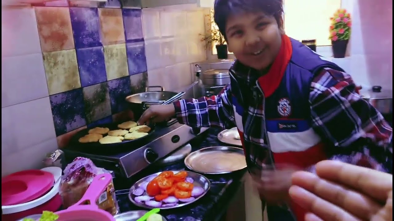 Baby cooking Challenge 🤩| Tasty and Healthy Berger sandwich making | #food 