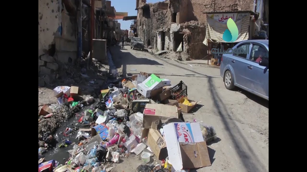 اهالي منطقة باب البيض بالموصل القديمة يعانون من غياب الجهد الخدمي و تراكم الانقاض