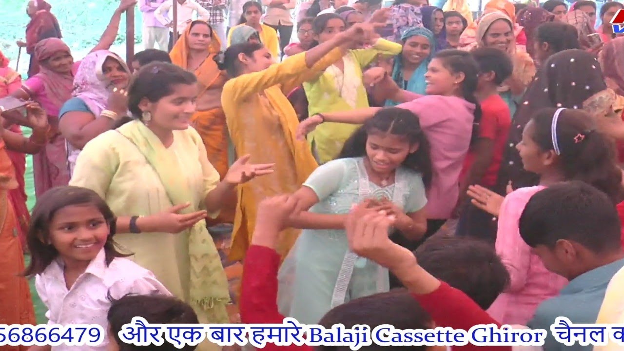 सनोज माधव शास्त्री जी ने नगला राम सिंह में चलती कथा में मचा दिया तहलका !!देहाती नाच गीत 