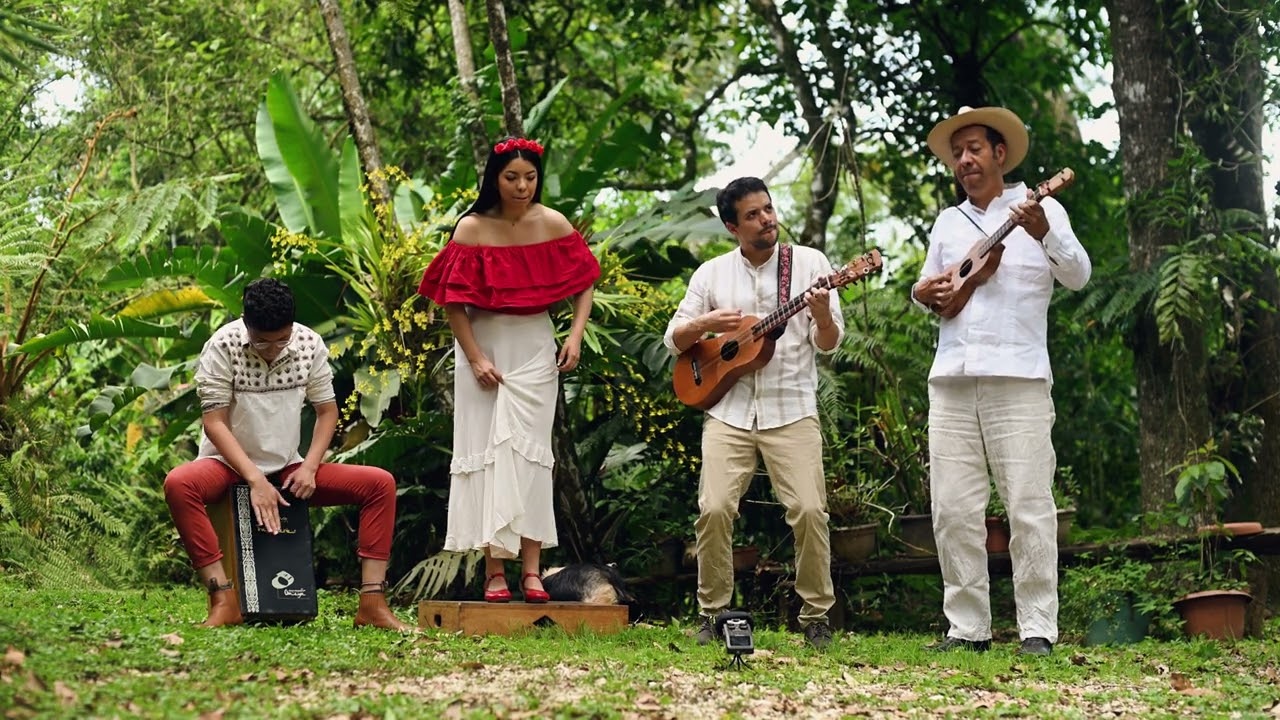 El Cascabel - Familia Gutiérrez