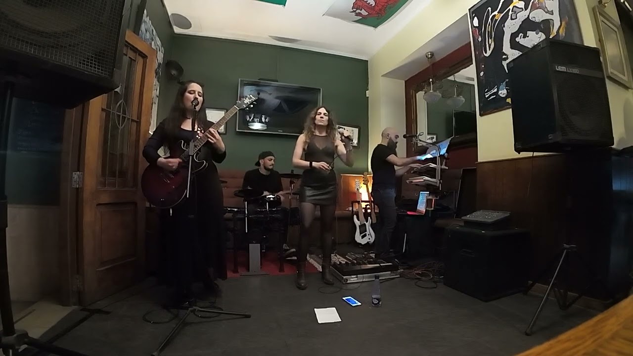 Smalltown Boy (Bronski Beat) - Temporary Fluctuation live at Lemon 'n' Lime
