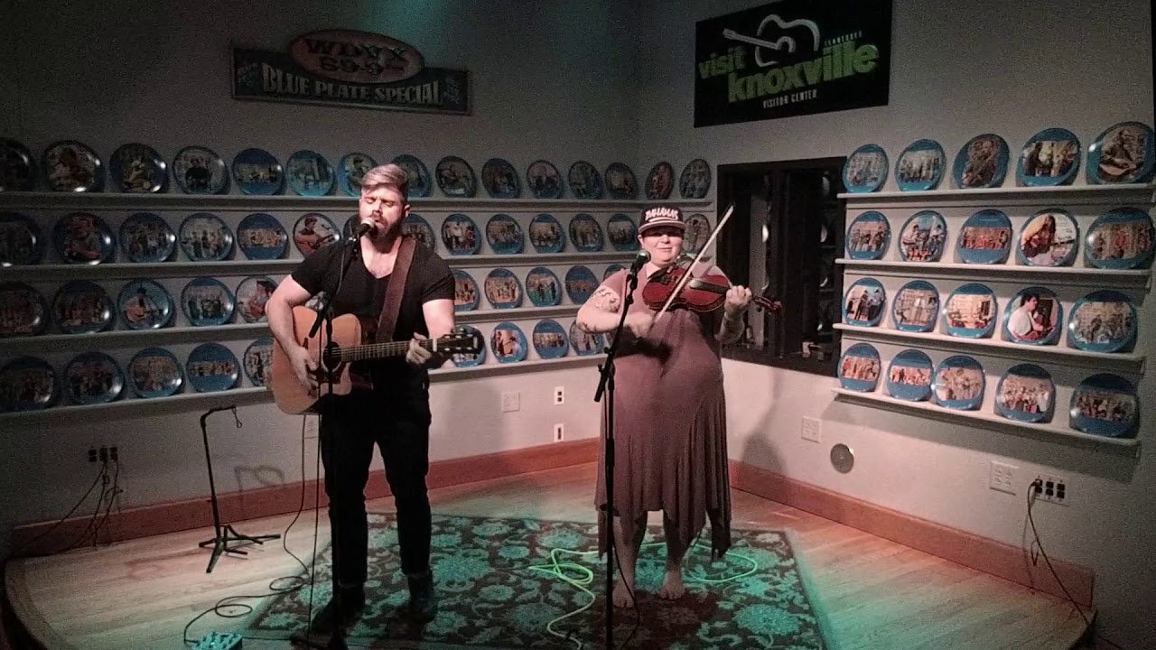 Josh Smith & Evie Andrus 