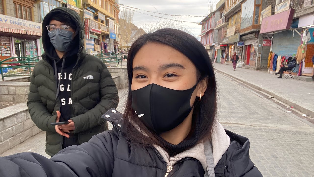 Last day in ladakh| Going back to college| Leh to Delhi to Bangalore|leh market|tibetan vlogger