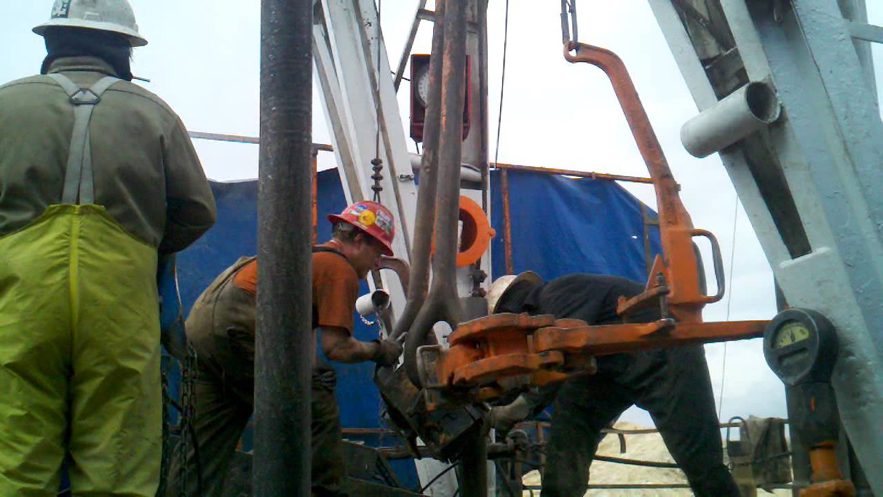 Roughnecks at work. HD