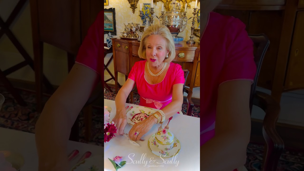 Scully & Scully Etiquette Lessons with Holly Holden #Shorts