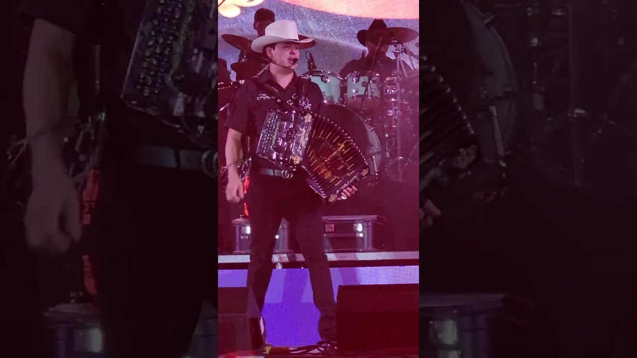 EL DUEÑO DEL PALENQUE-PANTER BELICO EN VIVO