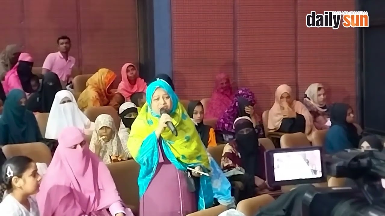 বৈষম্যবিরোধী আন্দোলনে শহীদ সন্তানকে হারানোর হৃদয়বিদারক মুহুর্ত তুলে ধরলেন মা। Daily Sun