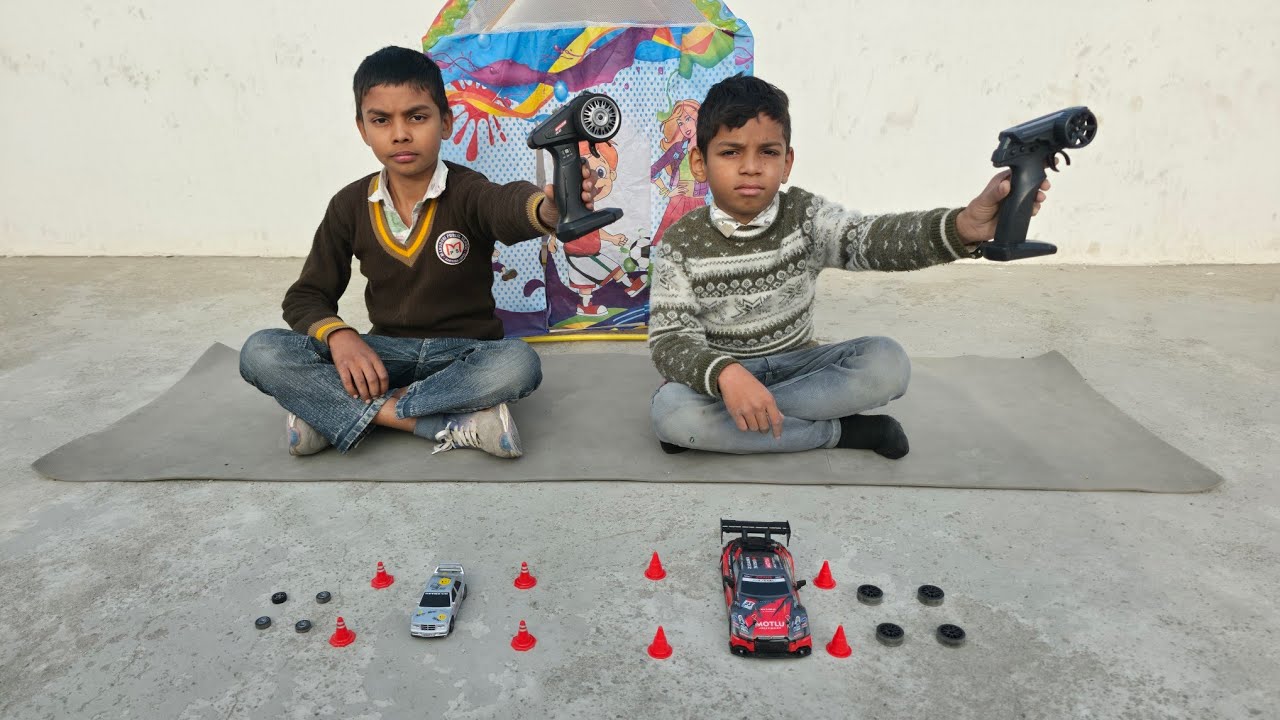 मिनी ड्रिफ्ट कार Vs बिग ड्रिफ्ट कार 🚗