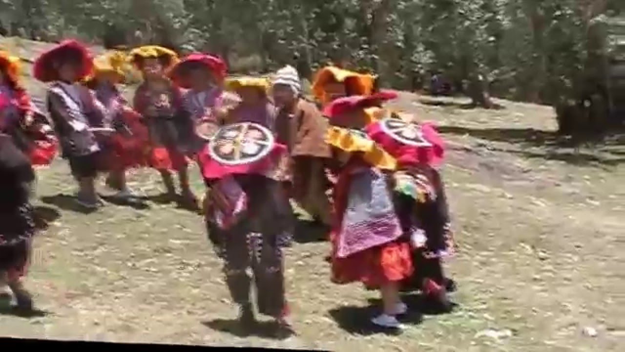 004 Niño Manuelito