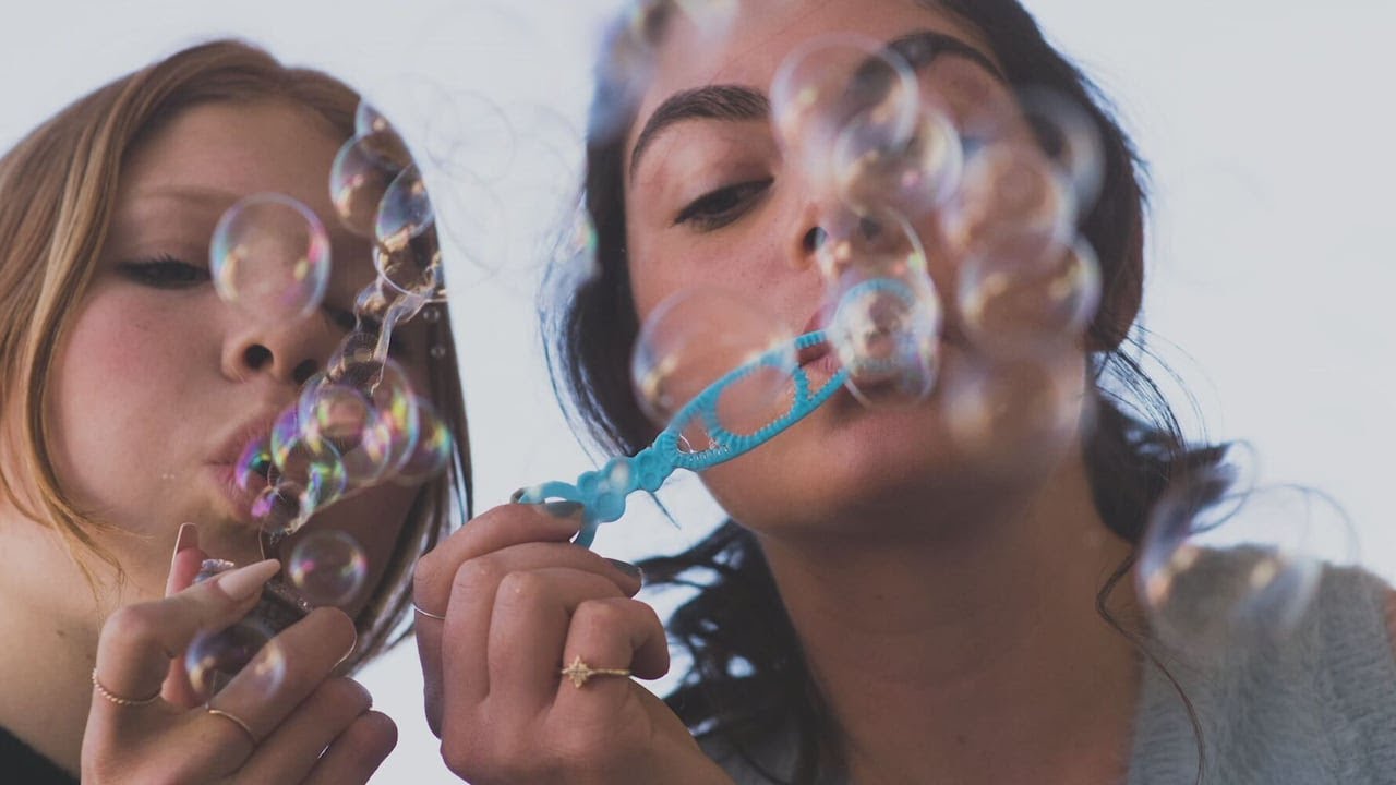 Enhancing STEAM skills with Bubble Experiments
