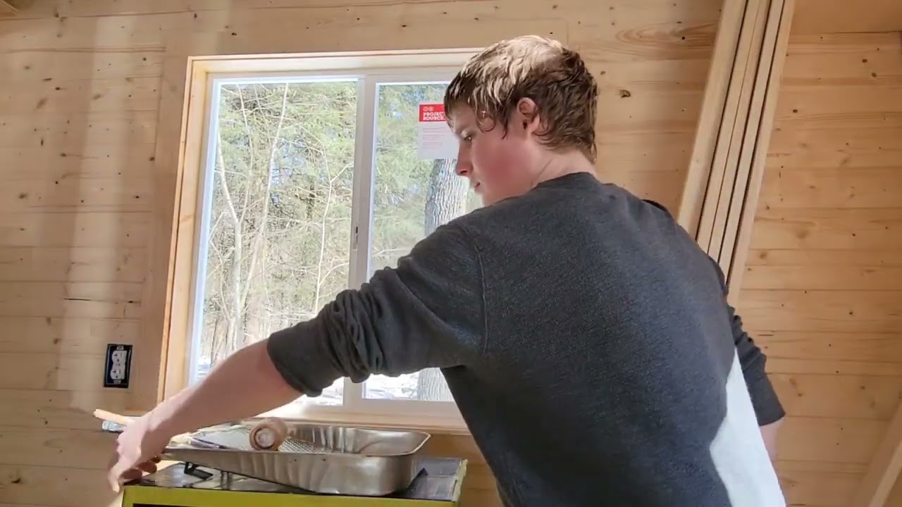Sealing knotty pine trim with polyurethane in my tinyhouse