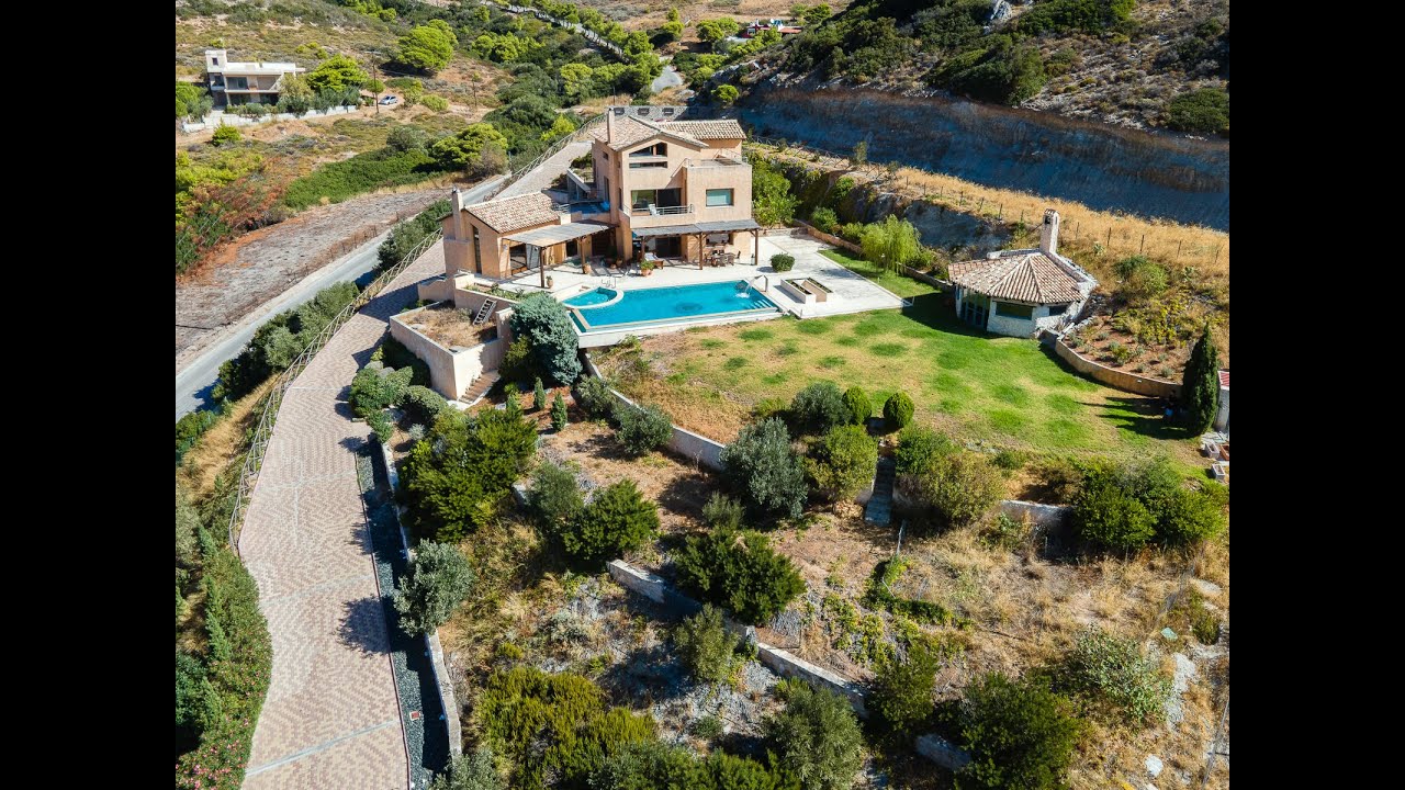 Top exclusive villa at Porto Rafti