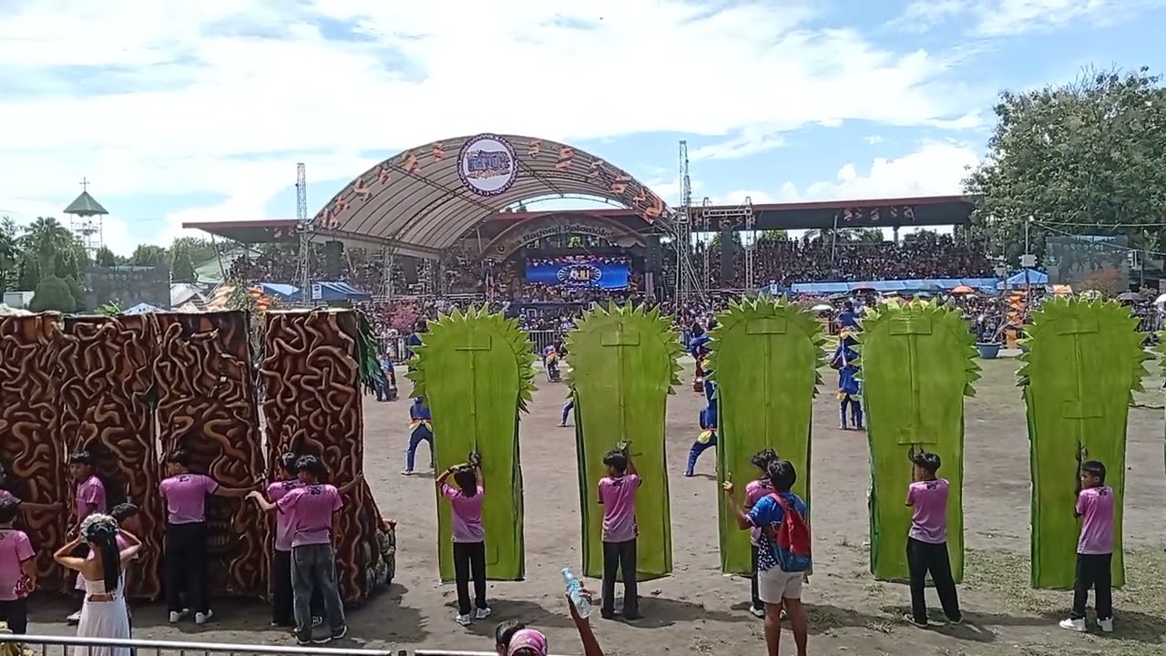 Barangay Lumakil thematic dance #dancevideo #traditionaldance #flomlokfestival  