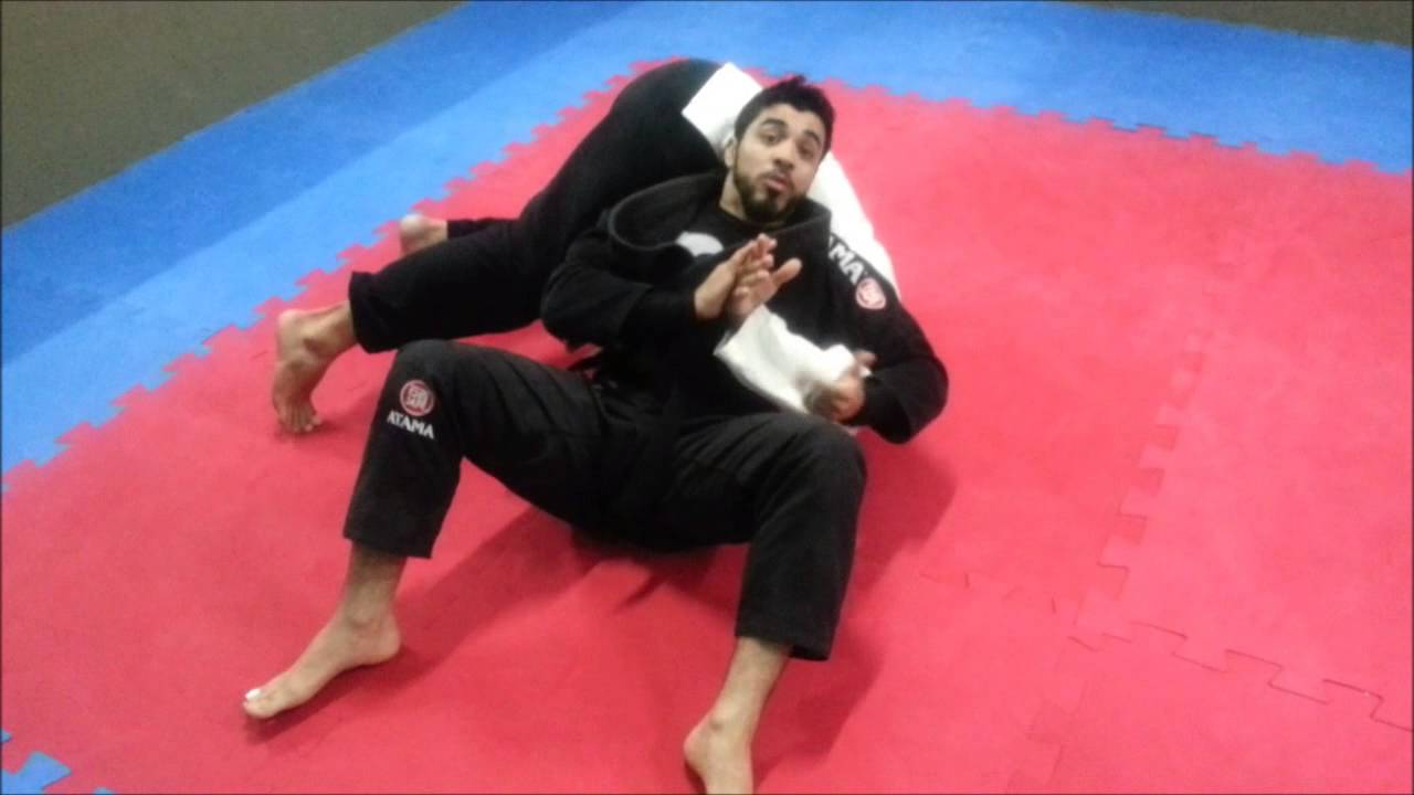 Jiu Jitsu - 557/QG - Saída de Cotovelo com Finalização por André Machado