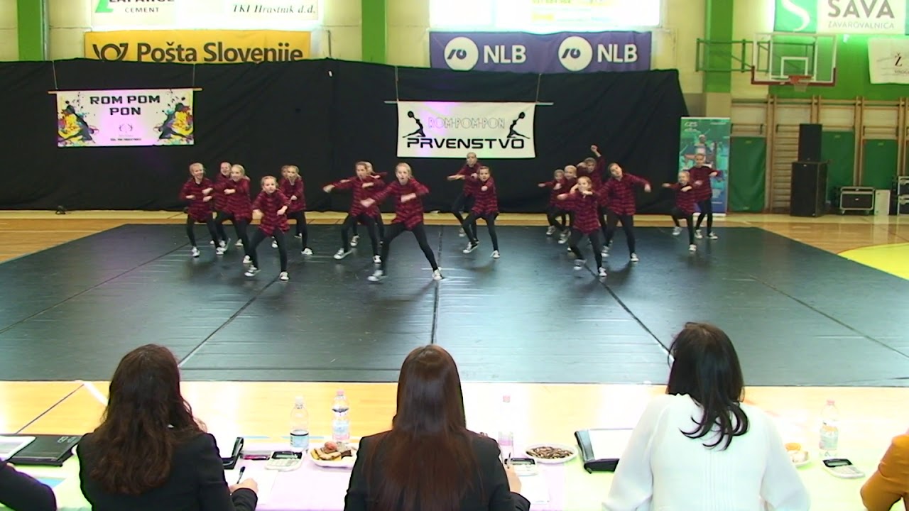 ŠK TWIST NOVA GORICA TWIST DIVAS Otroška cheer hip hop skupine Rom Pom Pon 2019