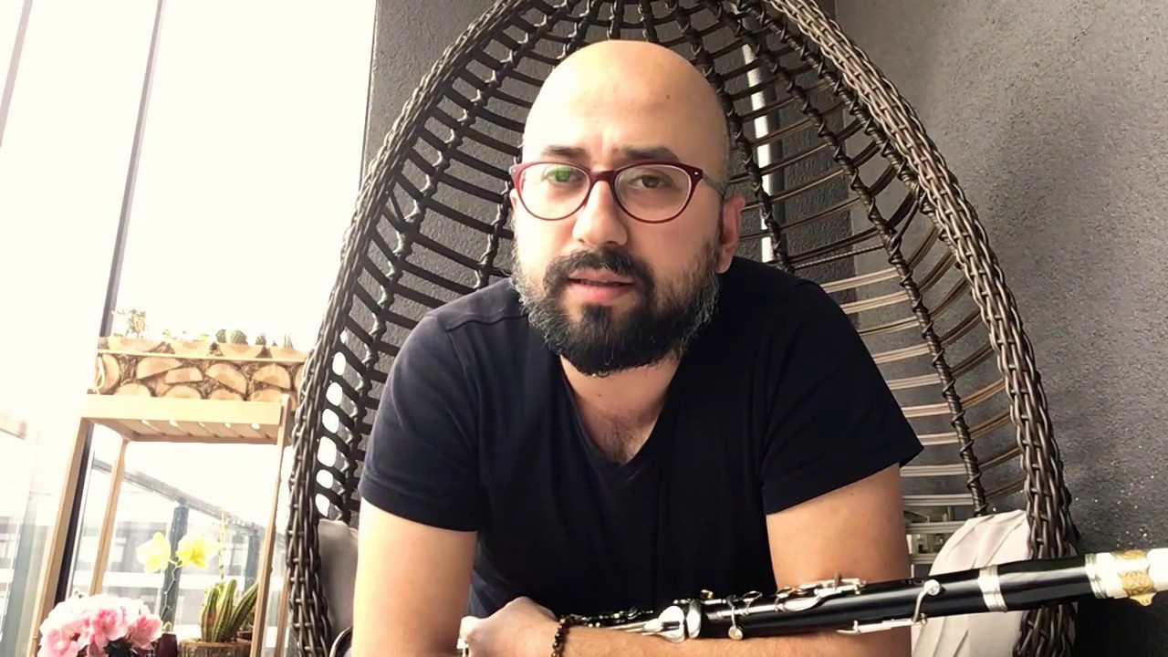 Fikrimin İnce Gülü Yakın Çekim / Sol Klarnet İçin