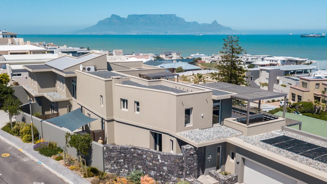 6 bedroom house for sale in Bloubergstrand | Pam Golding Properties