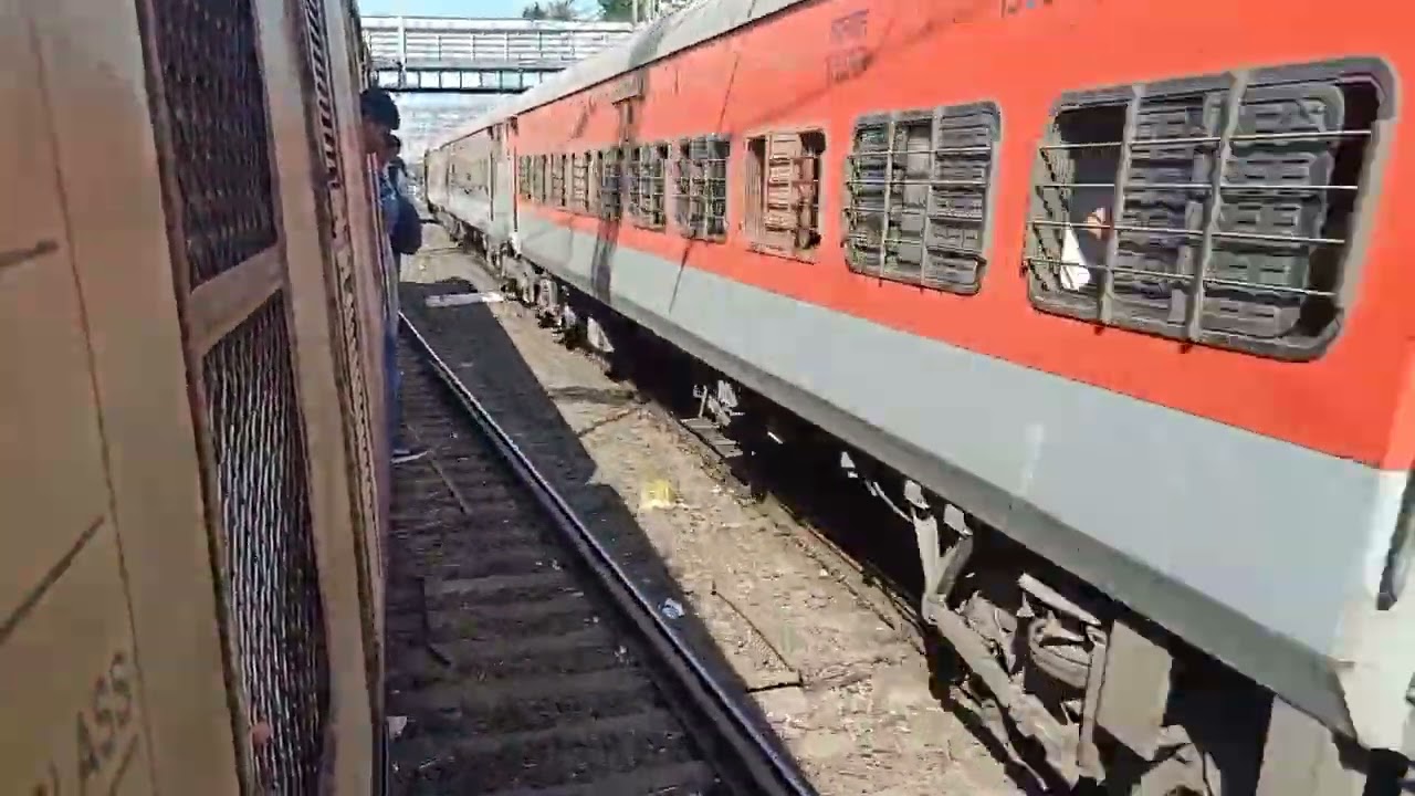 dadar local train Virar journey and crossing maharaja luxury train