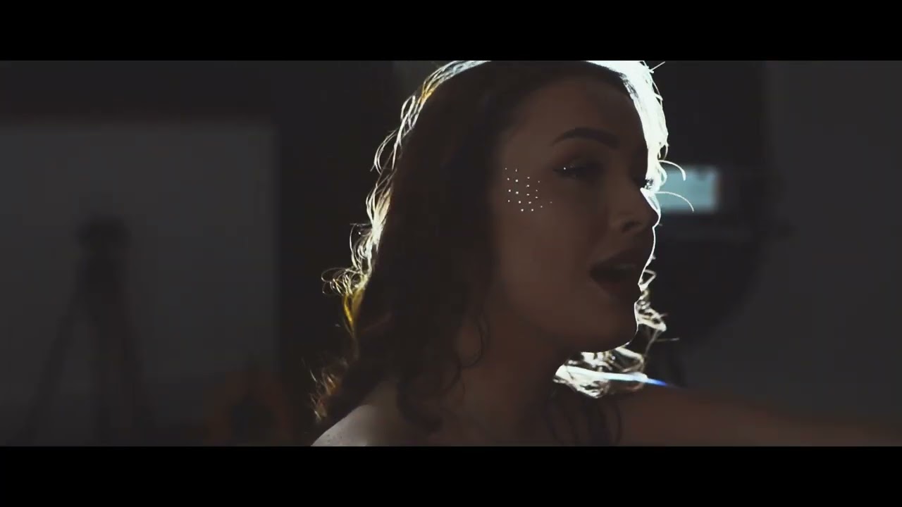Julia Kornaś & eRTe - Między Mną a Tobą (Official video)