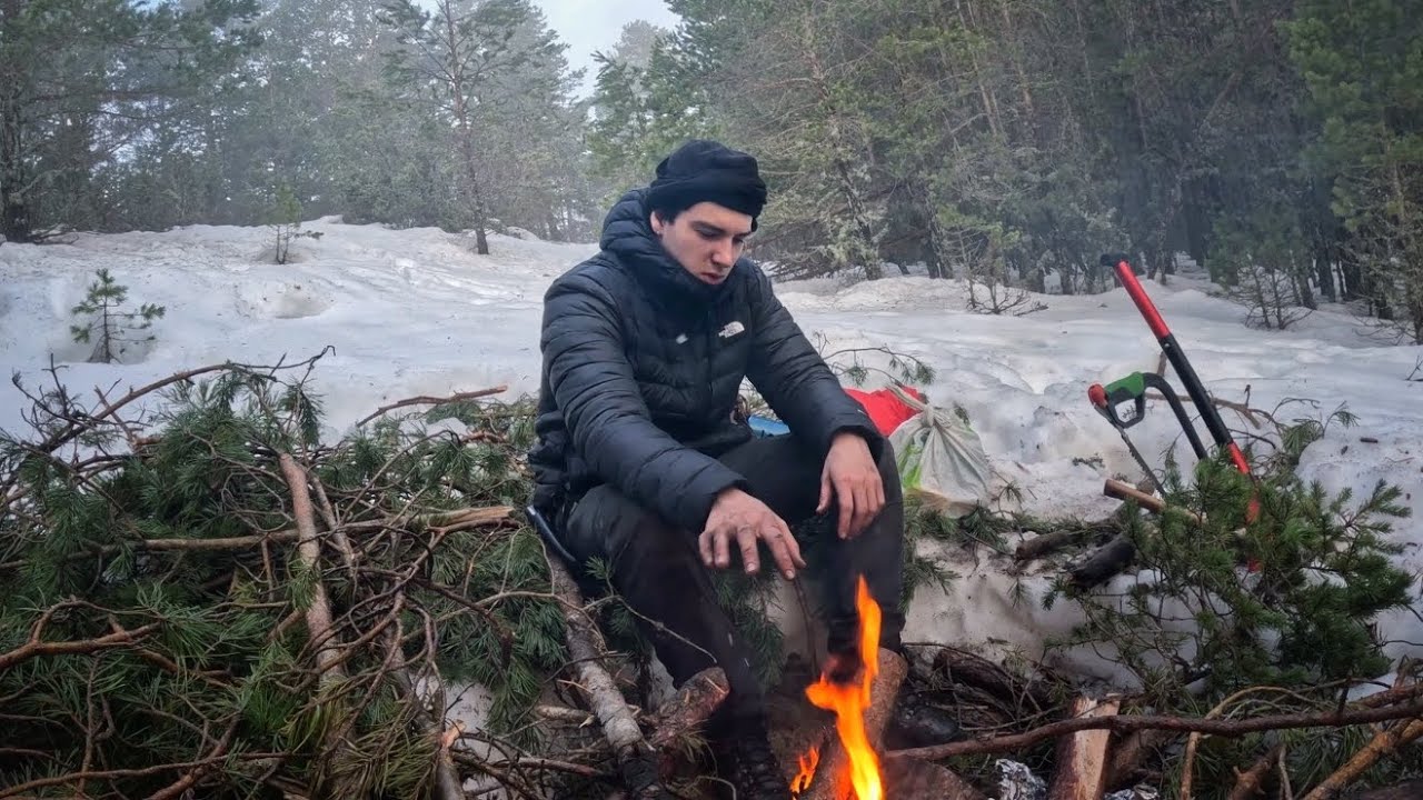Dormí en la Nieve SIN SACO ni TIENDA - Acampada de Supervivencia Invernal