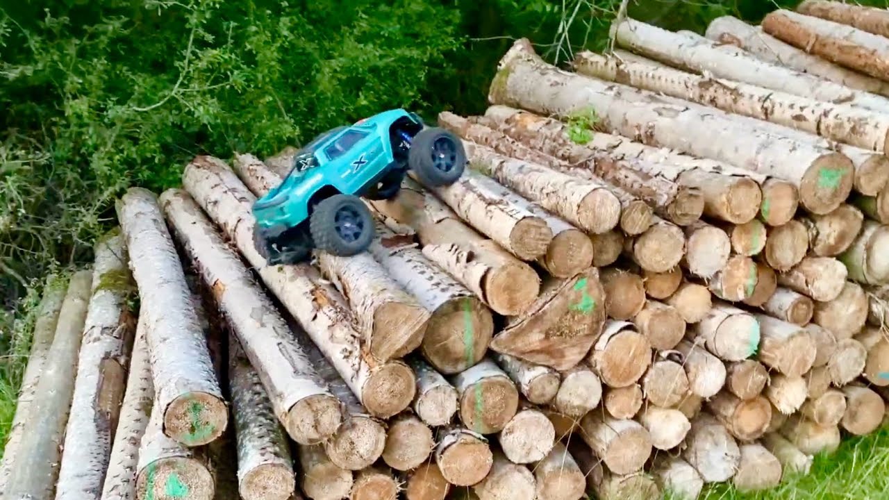 Waldspaziergang mit dem Traxxas X-MAXX | Schaden am hinteren Differential